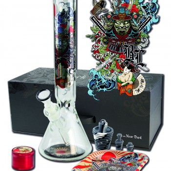 Black Leaf Ronin and Geisha Boxed Bong Black Leaf Ronin and Geisha Boxed Bong